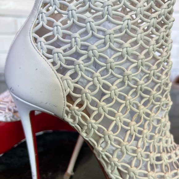Christian Louboutin woven white leather zipper booties Dust bag included ❤️ - Picture 8 of 12
